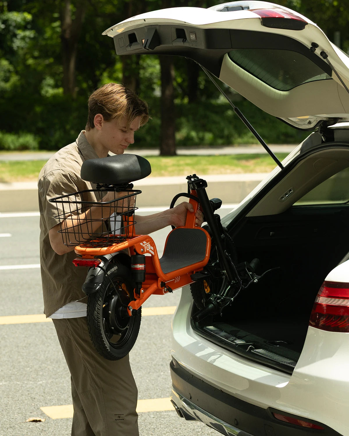 1000W Folding Electric Bike with Seat, Rear Basket